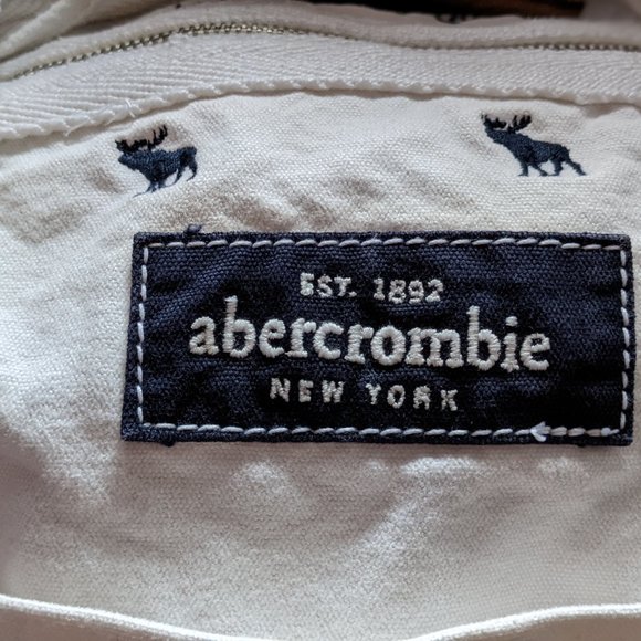 EUC Youth - abercrombie Canvas Duffel Bag - Picture 4 of 12